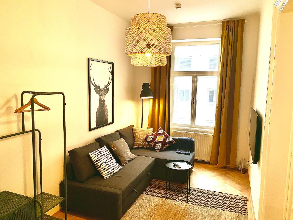 Contemporary City Apartment - By Nahuen Suites Graz Exterior photo
